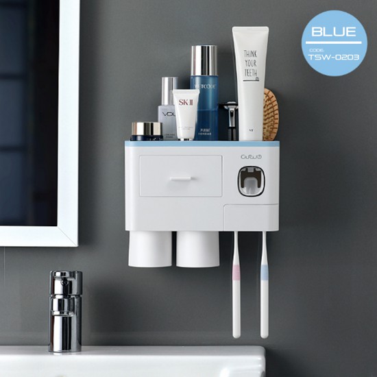 Toothbrush with Toothpaste Holder Toothbrush with Toothpaste Holder